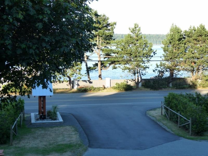 Driftwood By The Sea Inn Campbell River Esterno foto