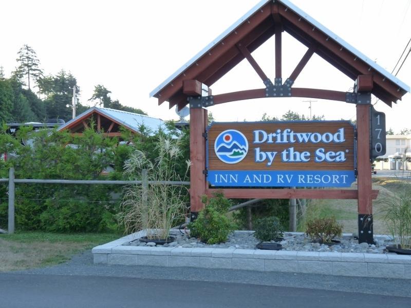 Driftwood By The Sea Inn Campbell River Esterno foto
